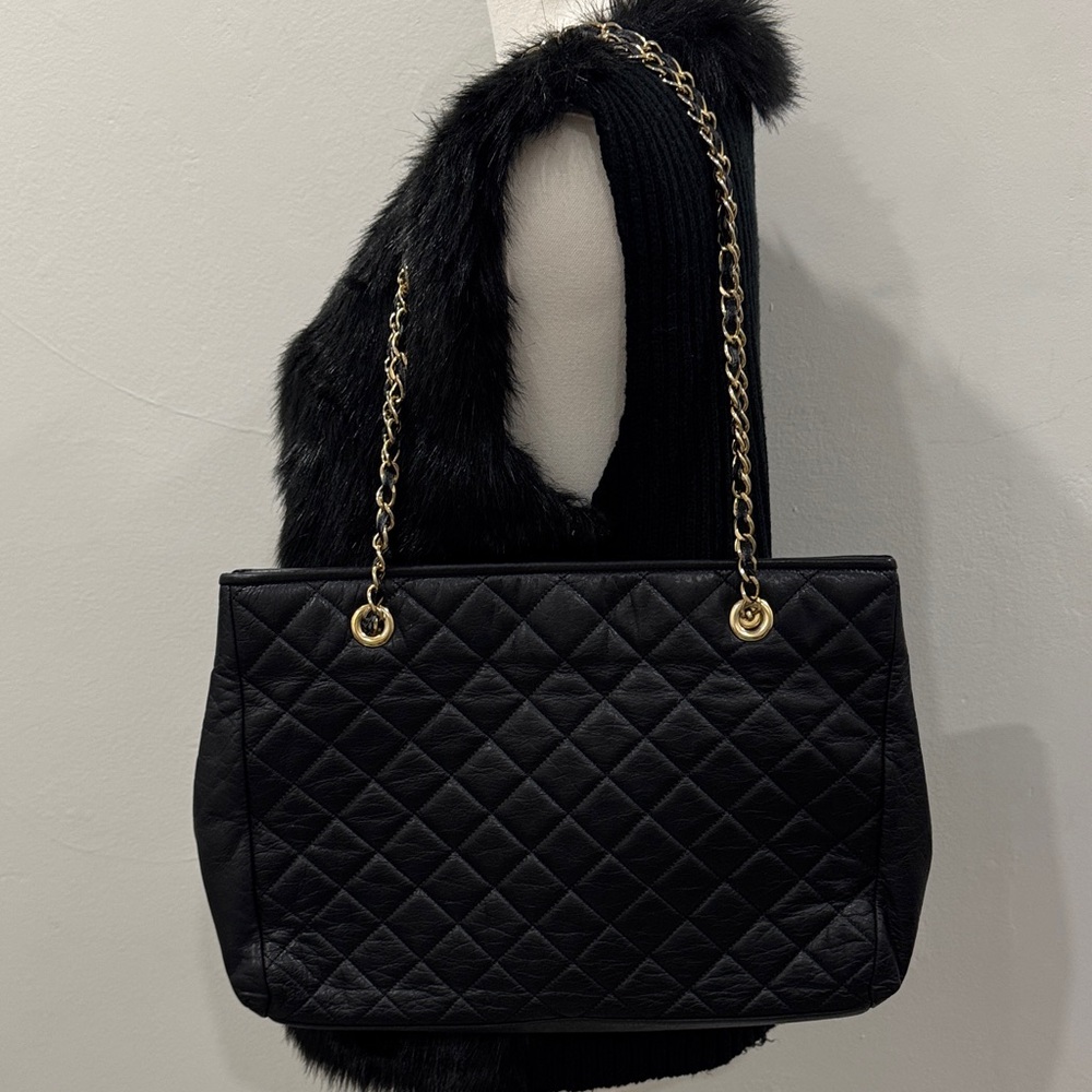 Vintage Moresco Quilted Black Leather Shoulder Bag with Chain & Leather Strap - Picture 3 of 15